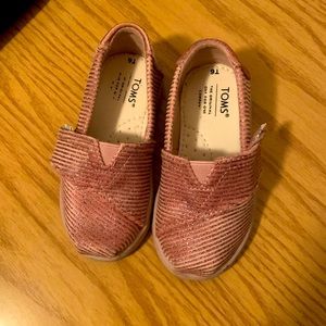 Toddler girl Toms with Velcro strap